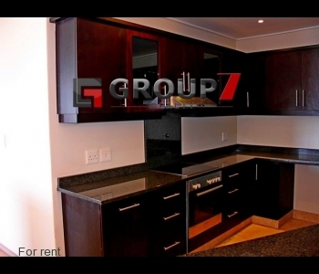 Kitchen comes fitted with oven, hob and extractor