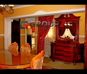 Spacious inter leading  living areas