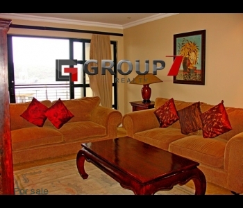 Spacious lounge