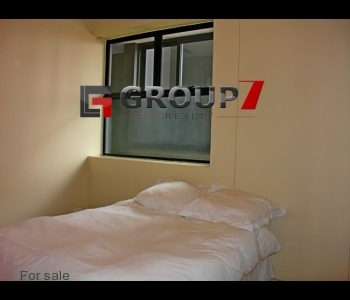 Spacious bedroom 