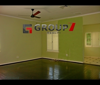 Spacious lounge