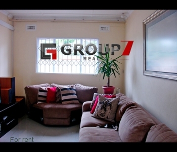 Spacious lounge
