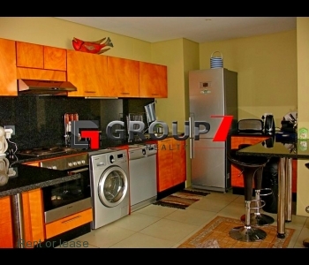 Fully fitted kitchen with all appliances,cutlery and crockery