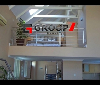 Upper level