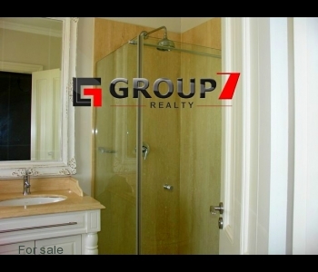 Shower in bathroom 2