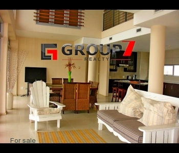 Open plan lounge and dining area