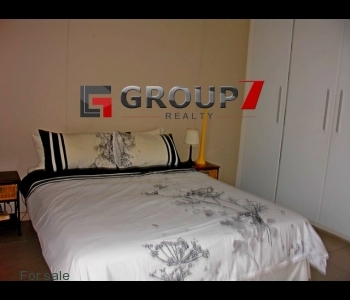 Bedroom 1 with BIC