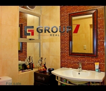 Fully tiled bathroom