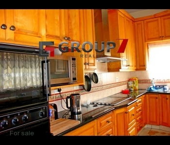 Fully fitted kitchen with granite tops