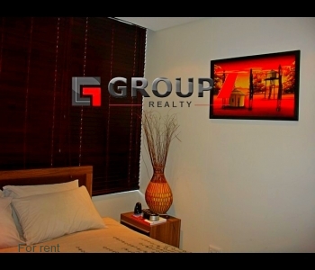 Bedroom with blinds