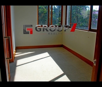 1/2 Bedroom is carpeted